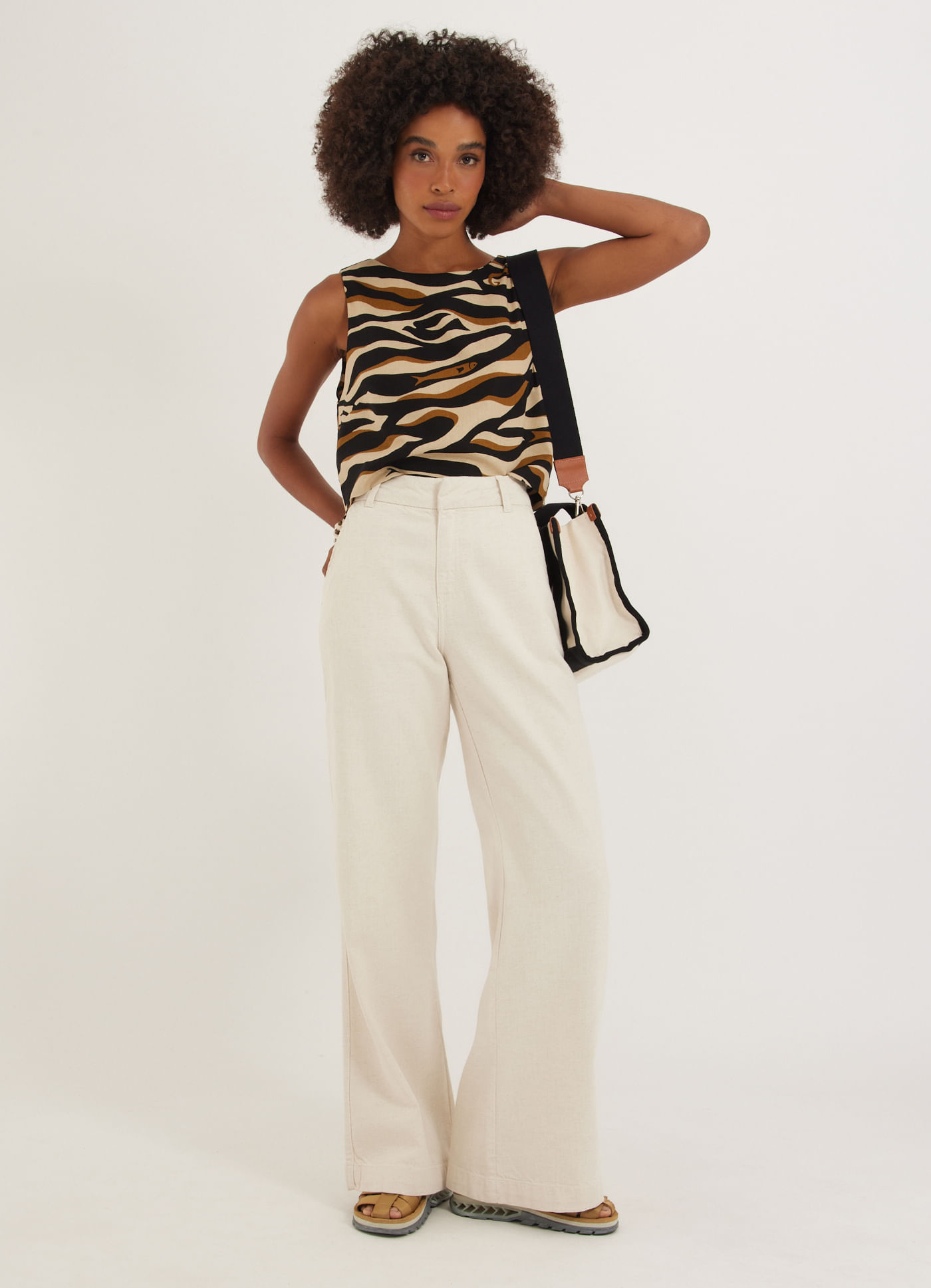 Blusa sem manga estampada ondas