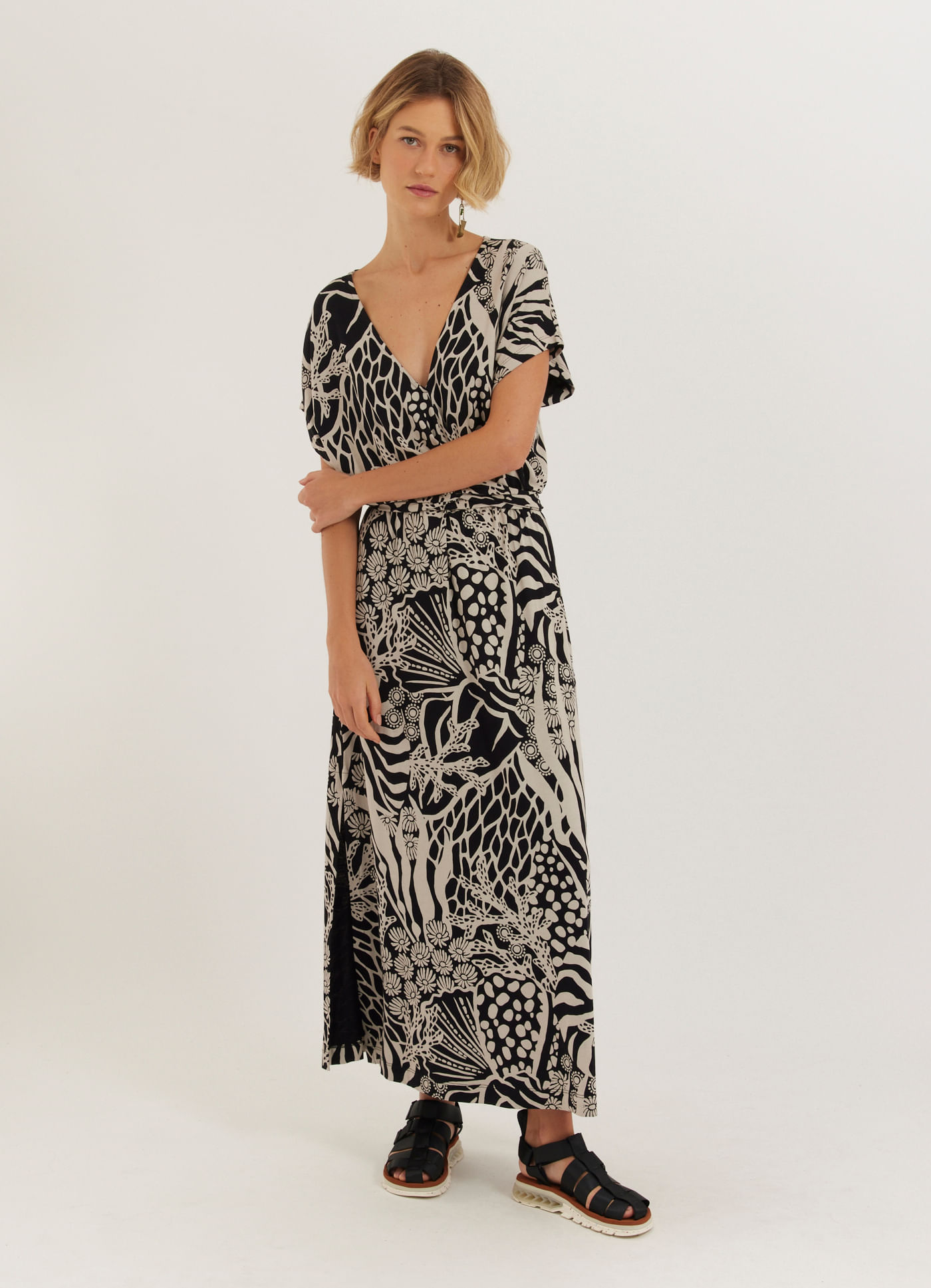 Vestido faixa corrosão corais