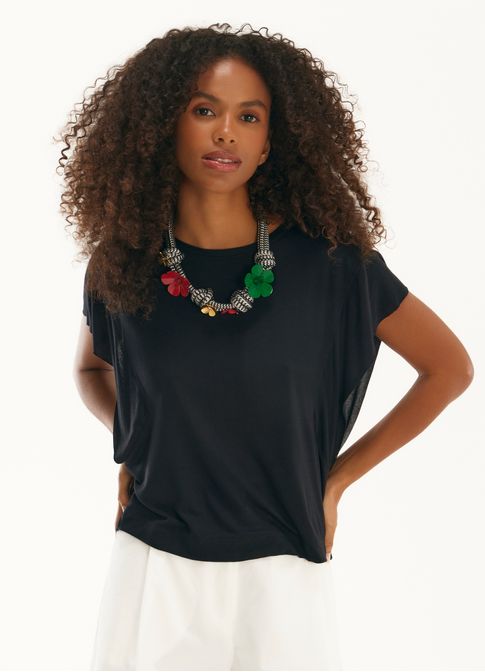 Blusa viscose recorte manga preto