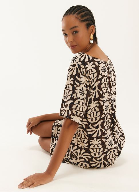 Vestido t-shirt dress estampado abacaxis