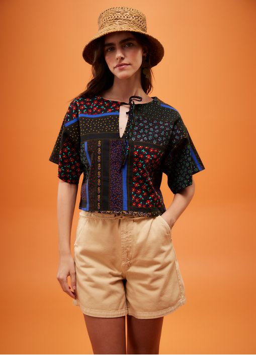 Blusa quadrada estampada kiri