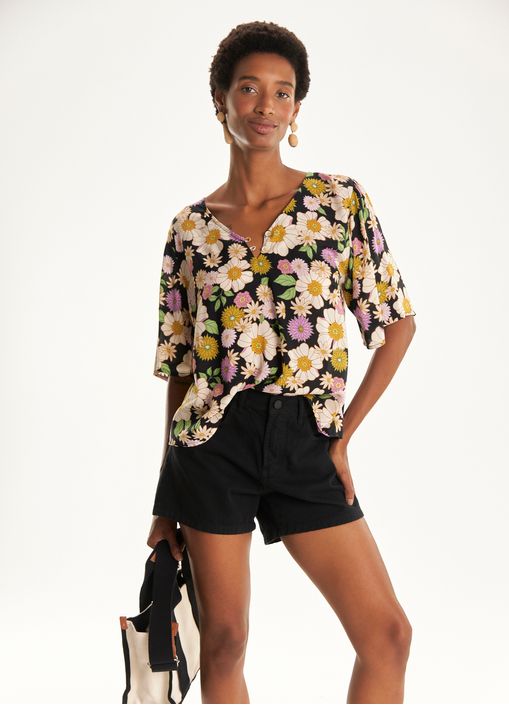 Blusa botões estampada florida