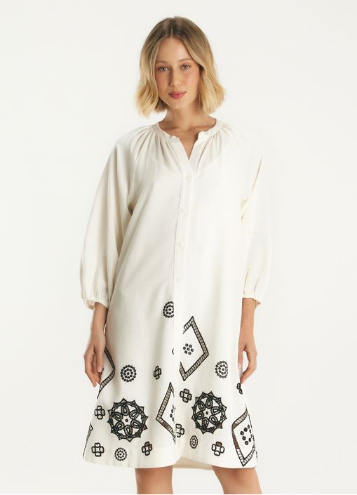 Vestido curto linho bordado vitral