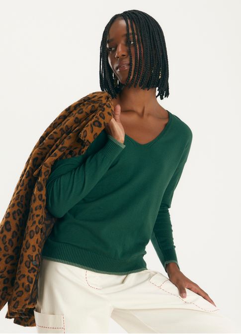 Blusa tricô gola v comfort verde claro