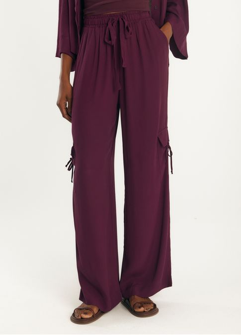 Calça cargo viscose creponada roxo