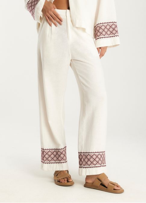 Calça linho bordado barcelona