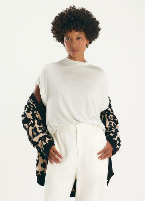 Blusa viscose golinha areia