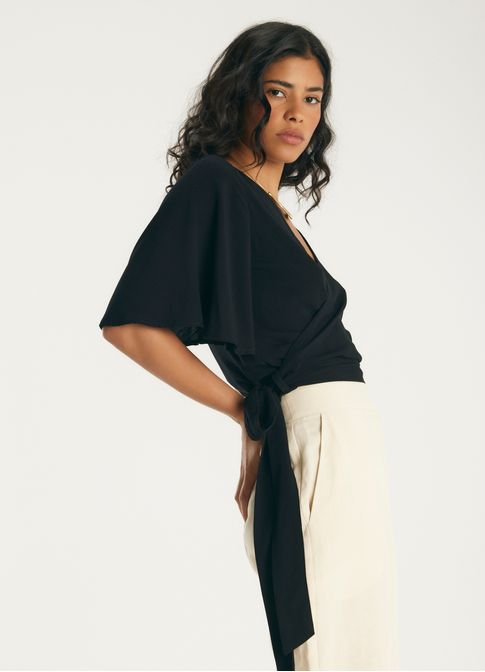 Blusa textura viscose leve preto