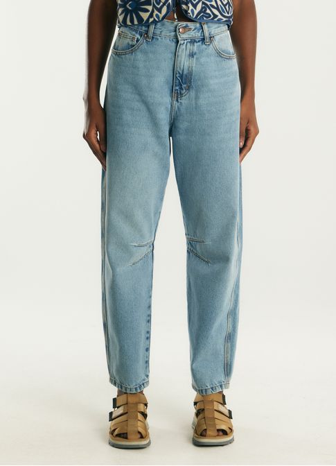 Calça jeans  barrel destroyed jeans