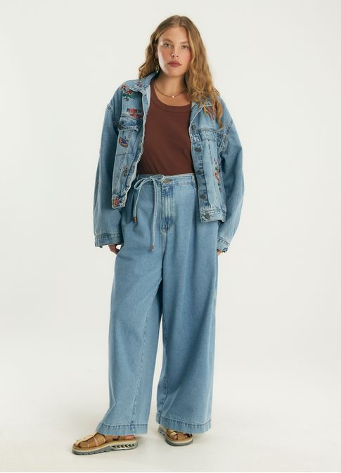 Calça jeans pantalona maxi jeans
