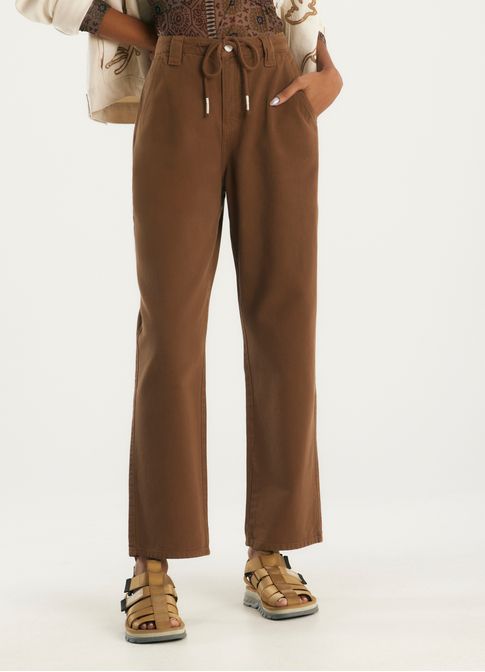 Calça sarja semi baggy amarração marrom