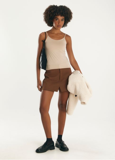 Blusa alça fina undr areia