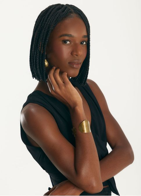 Bracelete metal batido