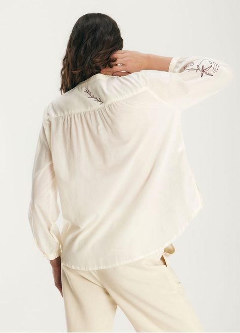 Camisa voil bordado contraste off white