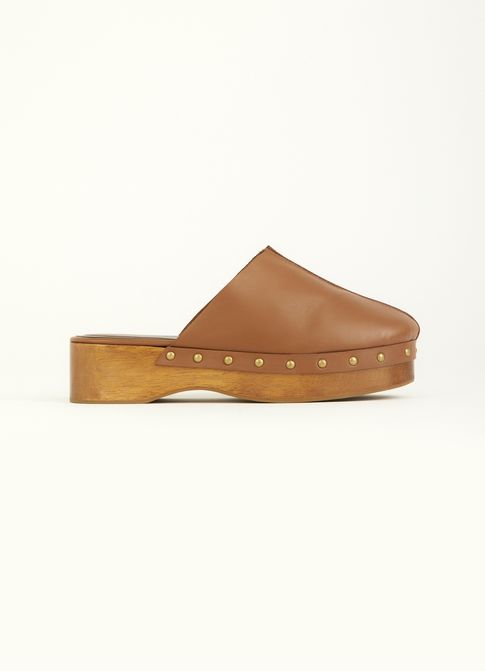 Clog couro caqui