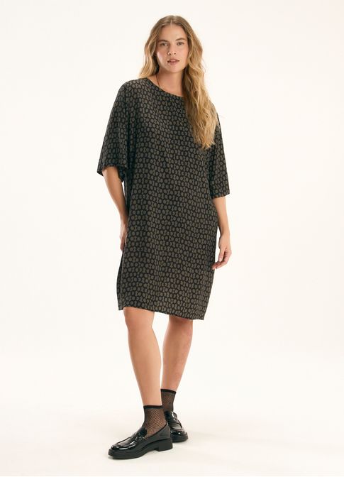 Vesido t-shirt dress estampado padrão nós
