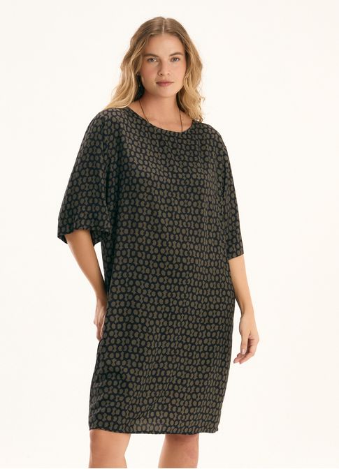 Vesido t-shirt dress estampado padrão nós