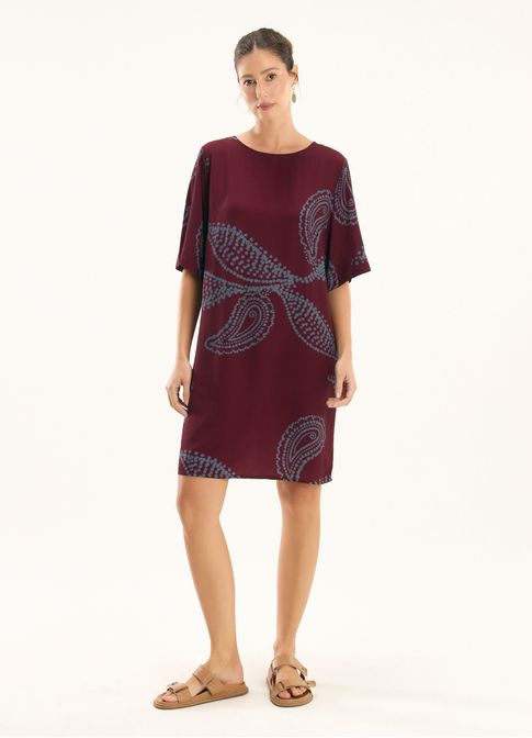 Vestido t-shirt dress estampado maxi paisley