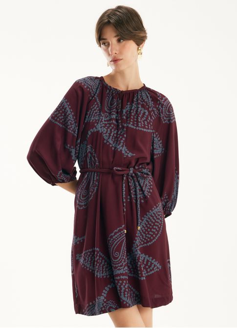 Vestido curto estampado maxi paisley