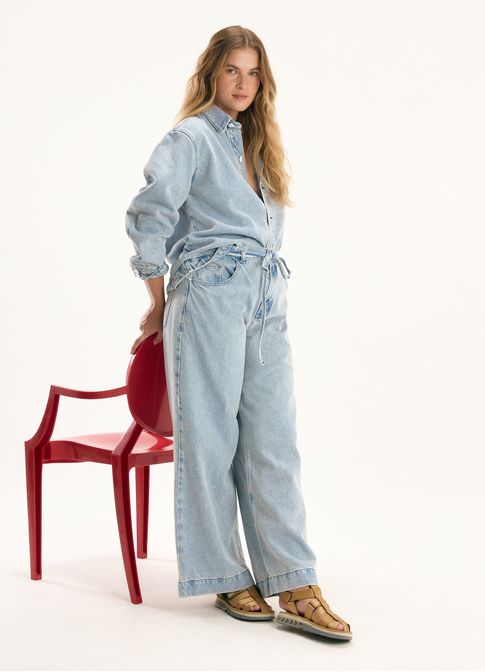 Calça jeans wide leg amarração jeans
