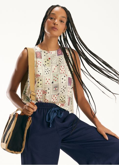 Blusa estampada carteado