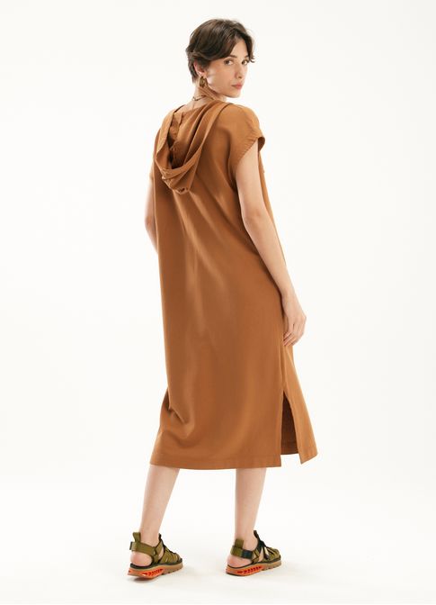 Vestido moletinho capuz marrom