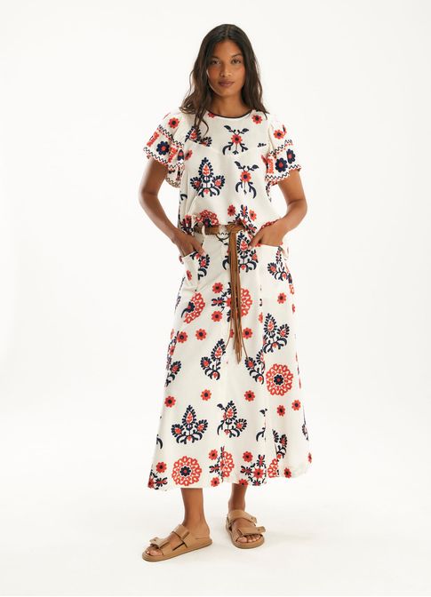 Blusa linho bordado floral místico