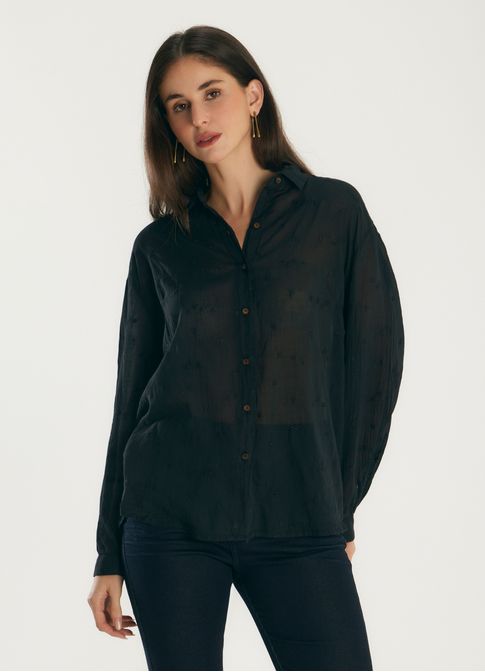 Camisa over voil bordado amor preto