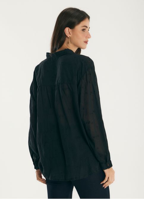 Camisa over voil bordado amor preto