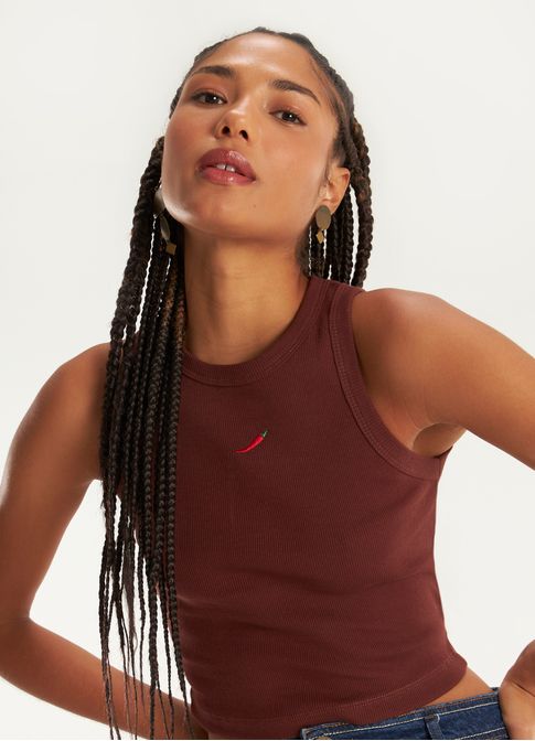 Cropped rib com elastano bordado pimenta marrom