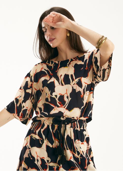 Blusa box est cabalos