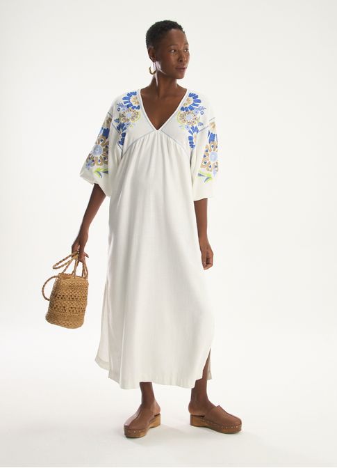 Vestido sarja bordado floral off white