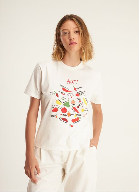 T-shirt slim bordada pimentinhas off white