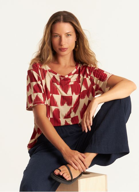 Blusa digital estampada coração partido