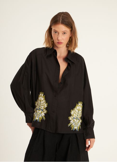 Camisa over voil bordado vibração