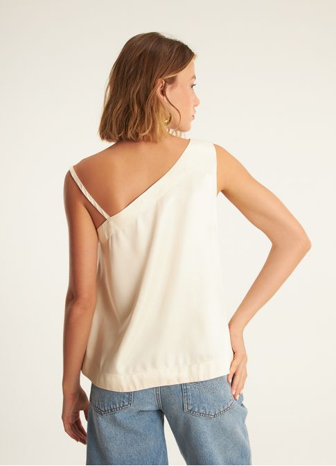 Blusa assimétrica viscose acetinada glow areia
