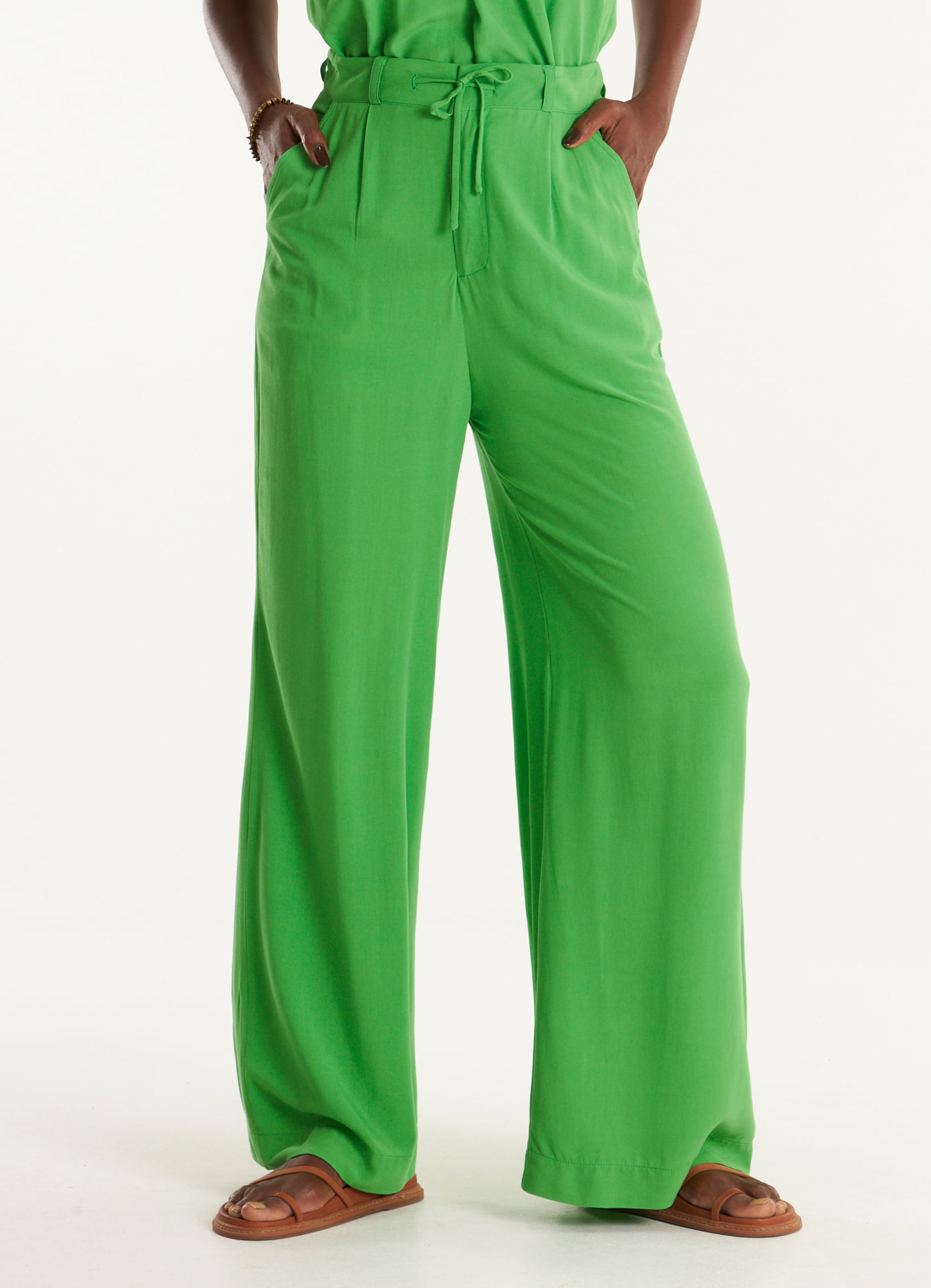 Calça amarração viscose leve verde
