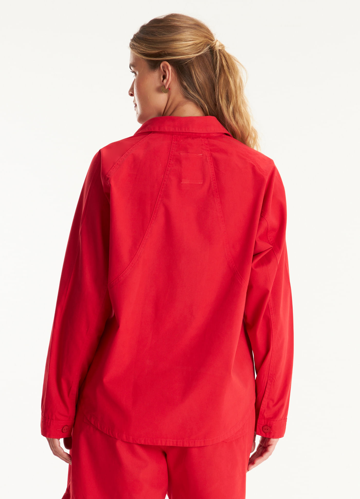 Camisa sarja recortes leve vermelho