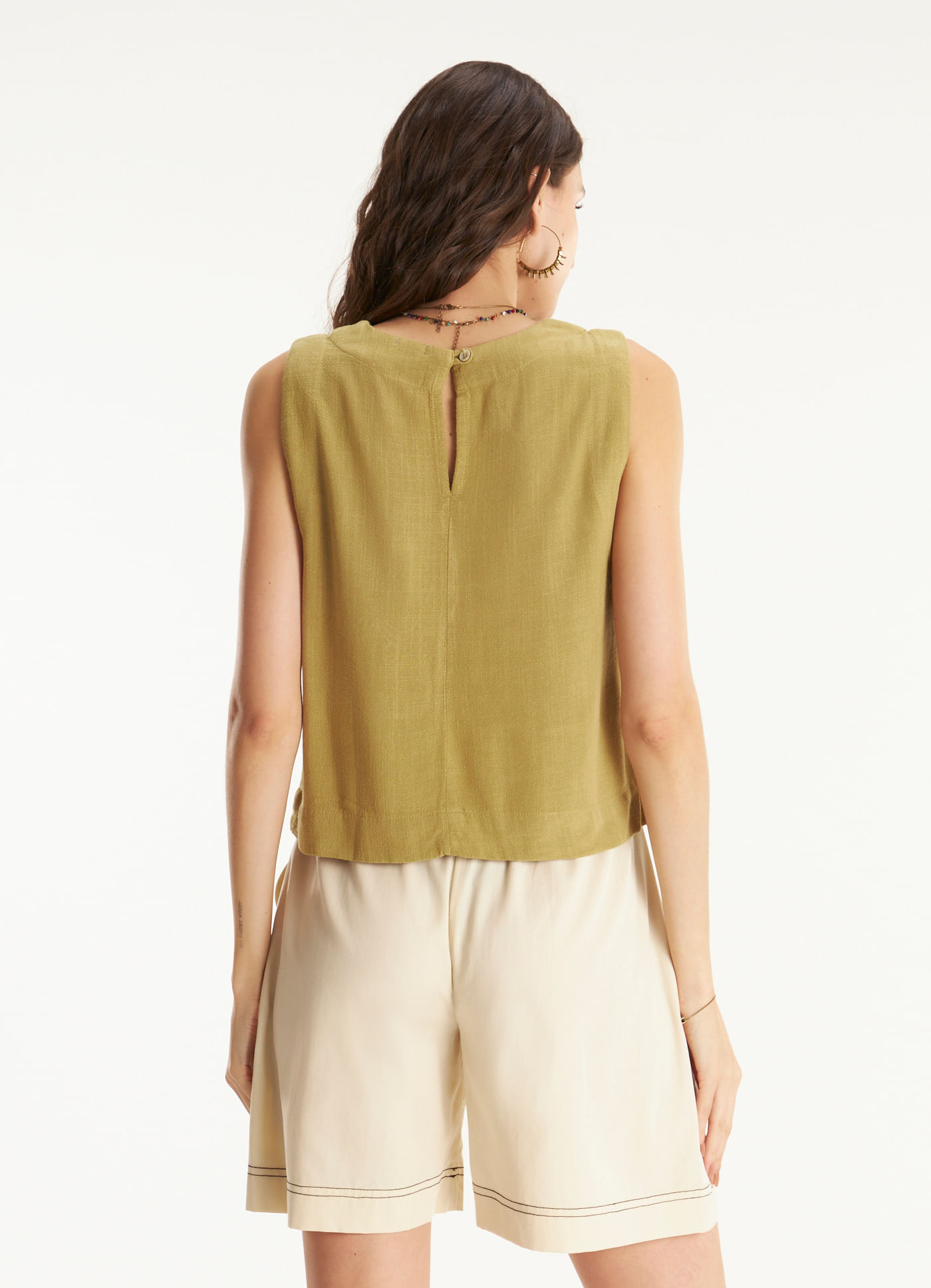 Regata shell linho bordado dunas verde escuro