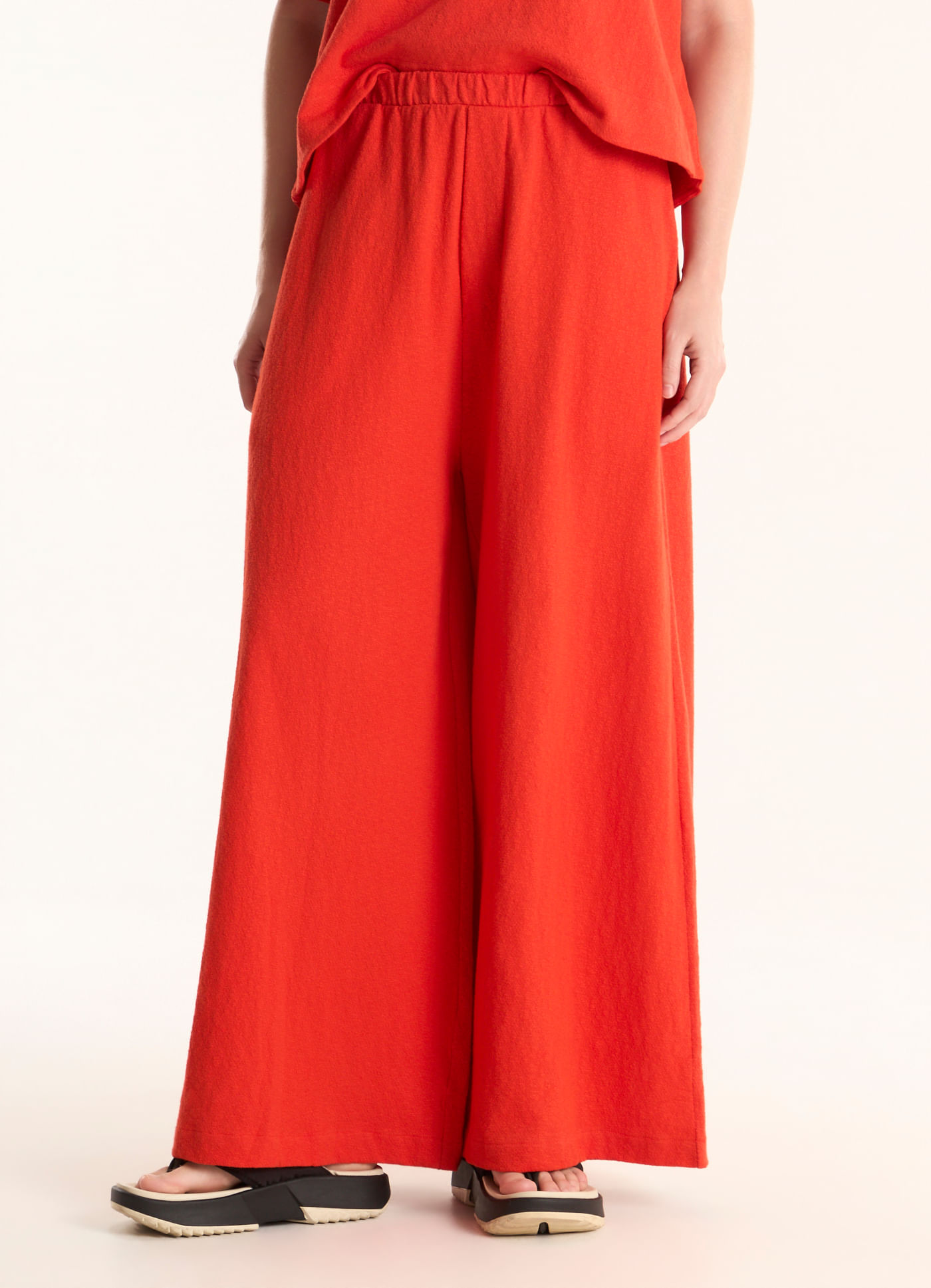 Calça pantalona malha crepe flamê vermelho