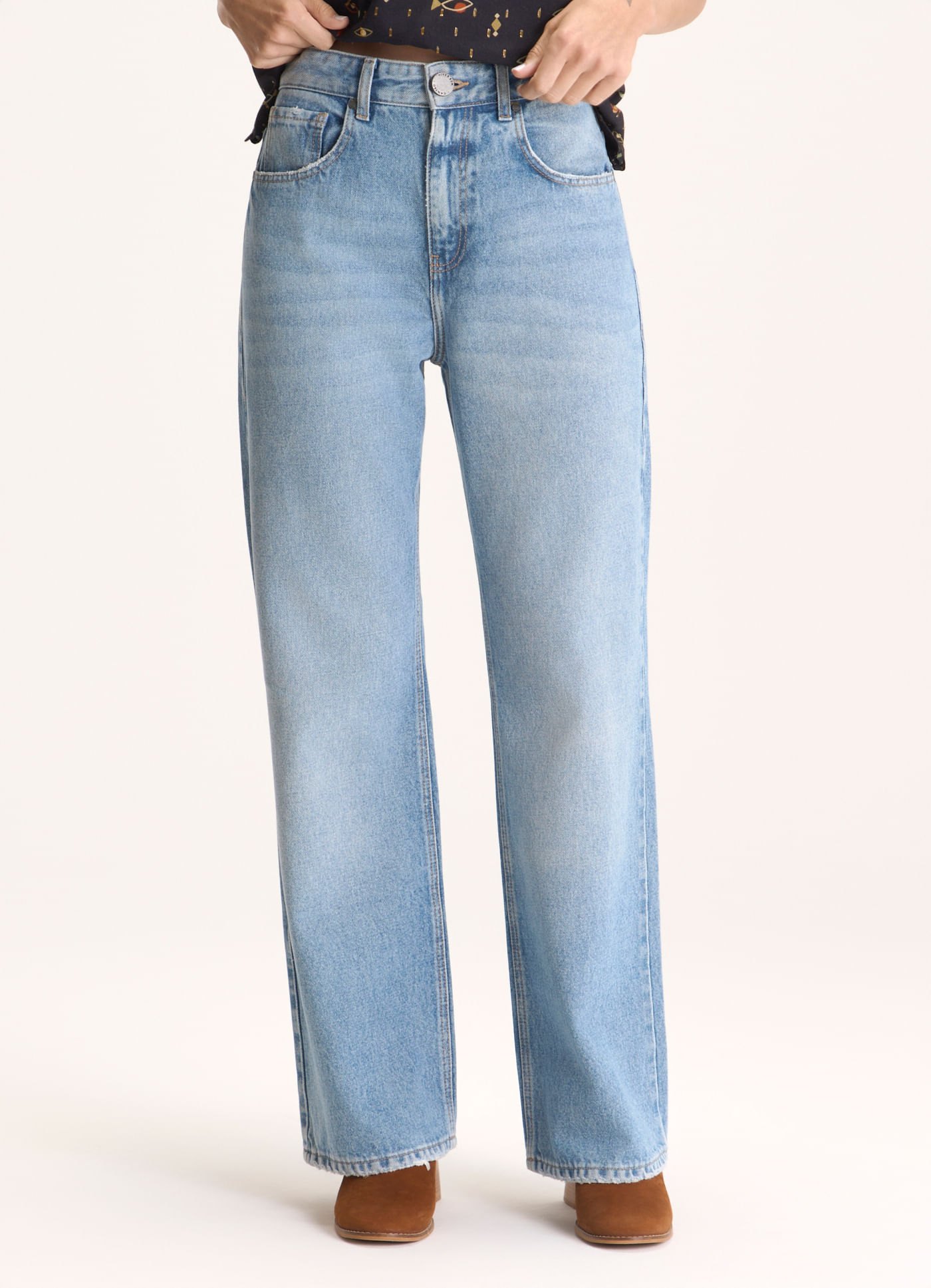 Calça reta destroyed jeans