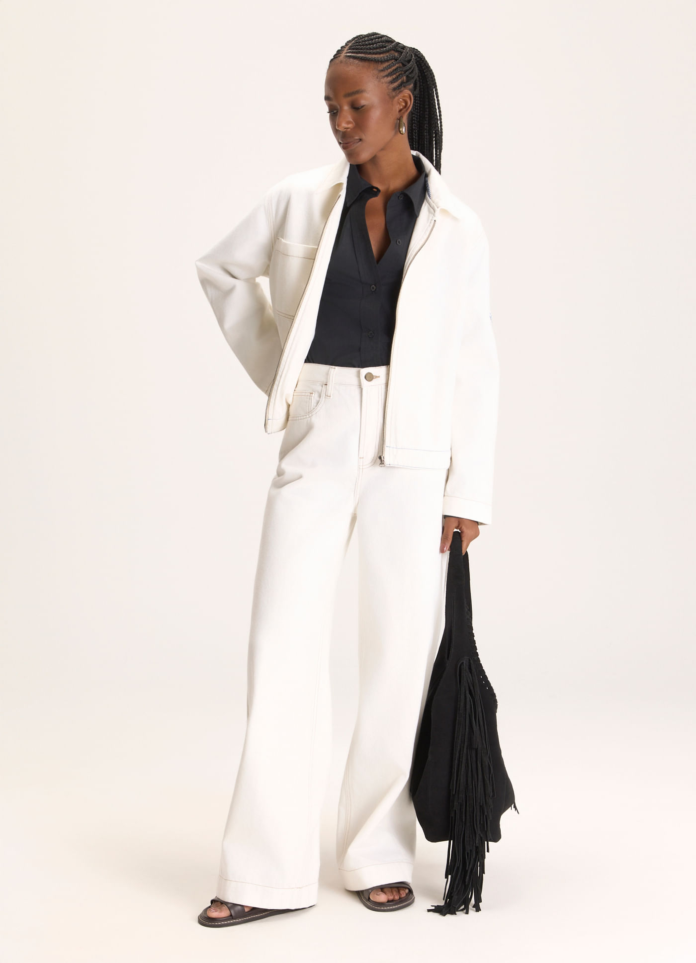 Calça sarja wide leg viva bem off white