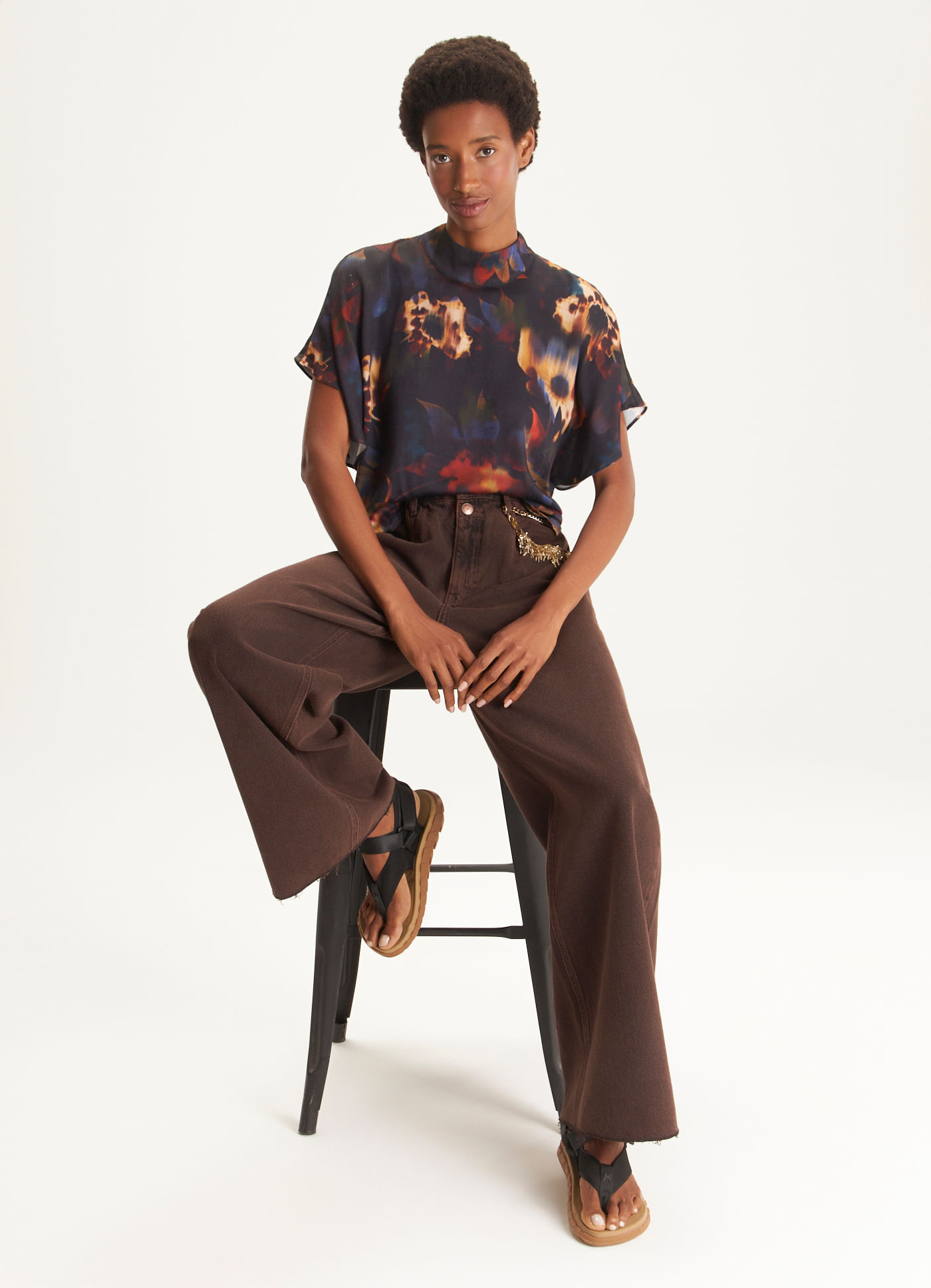 Calca jeans b sobretinto marrom