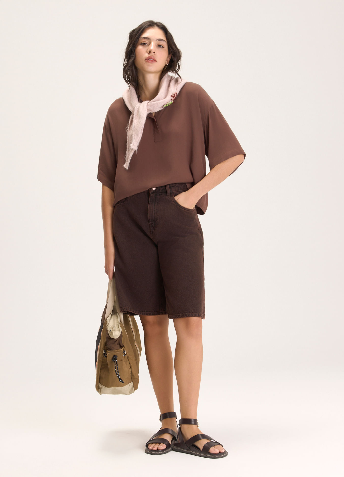 Bermuda sobretinto marrom