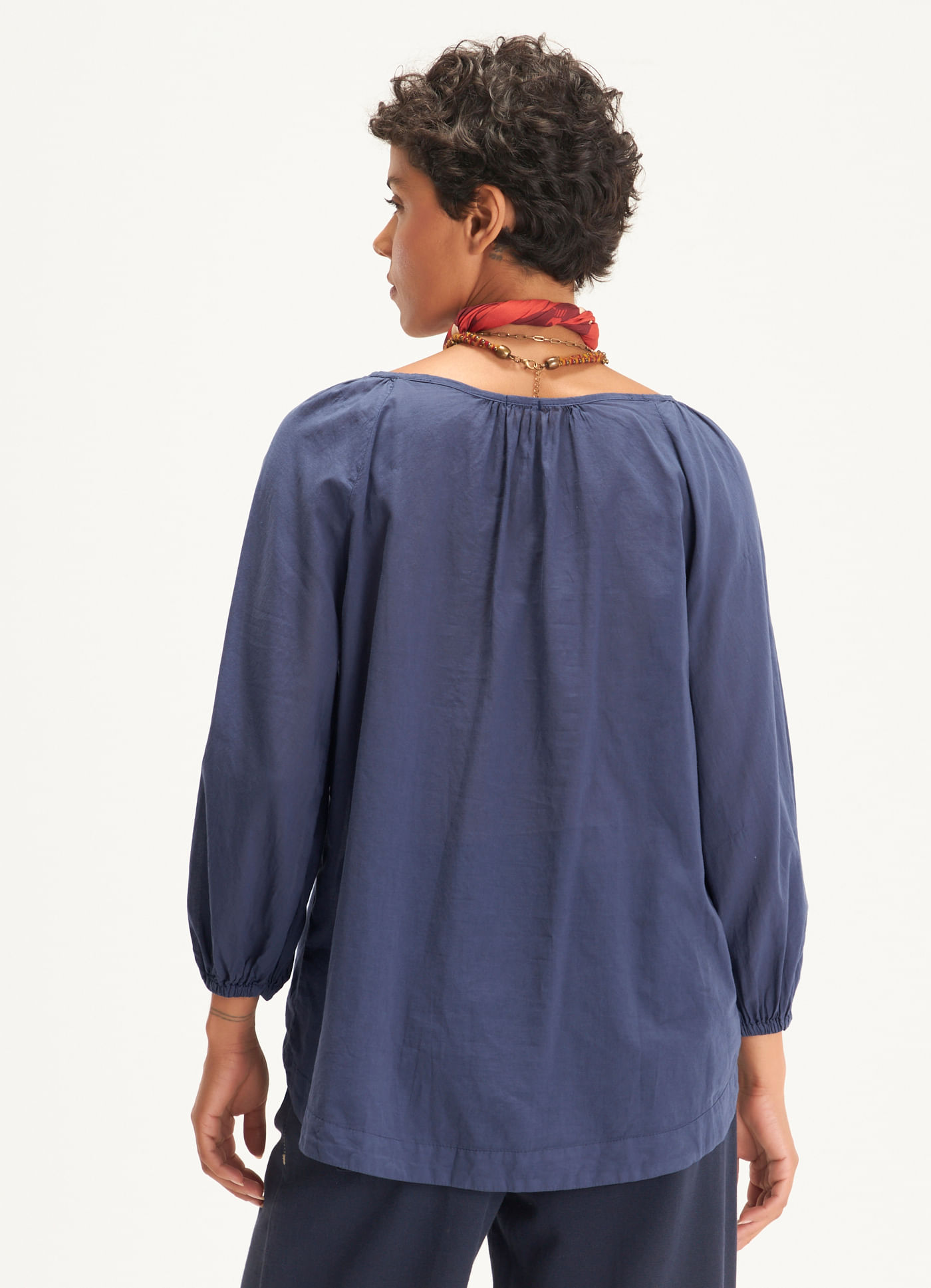 Bata voil manga longa azul marinho