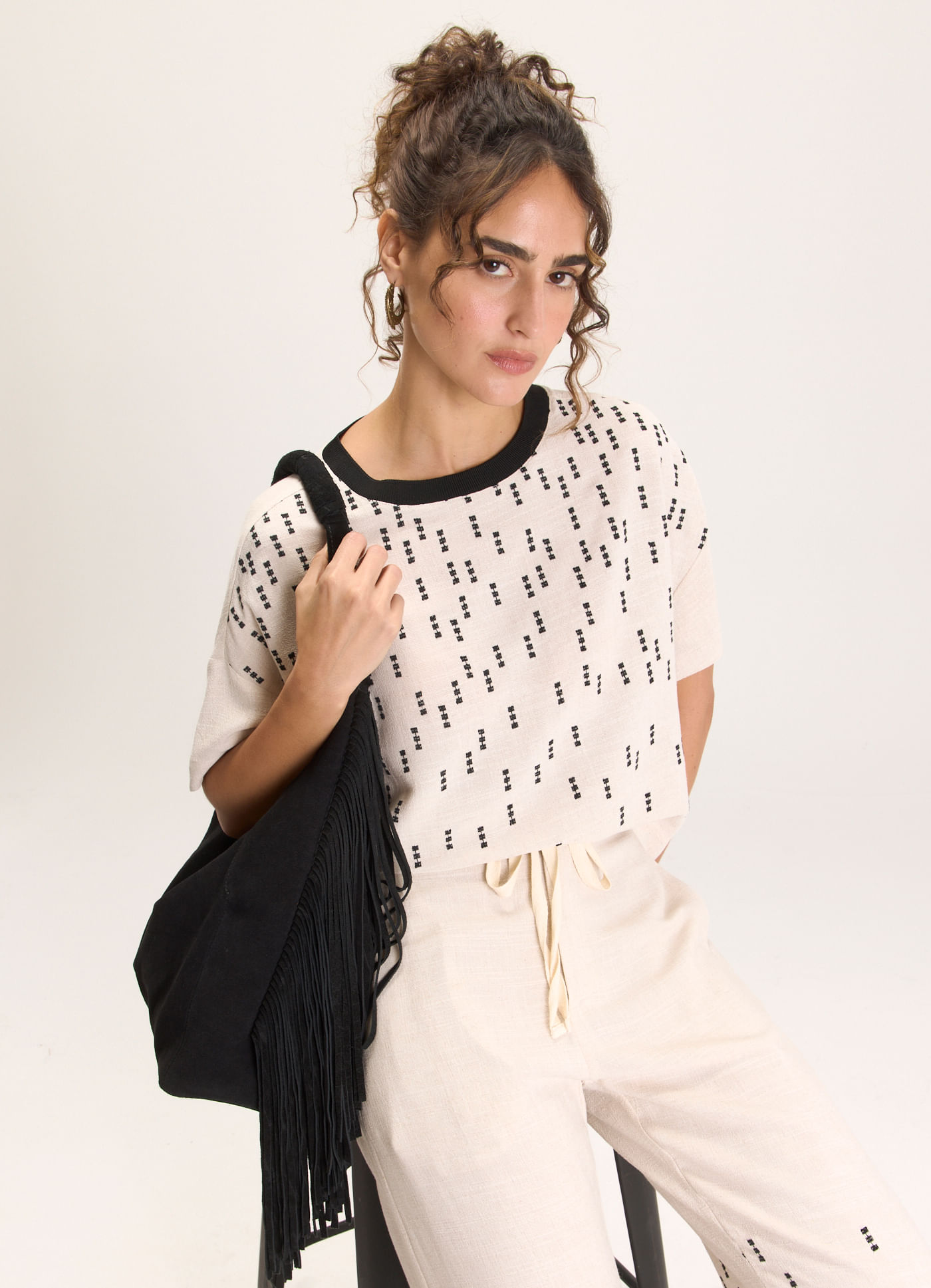 Blusa linho bordado obsessão