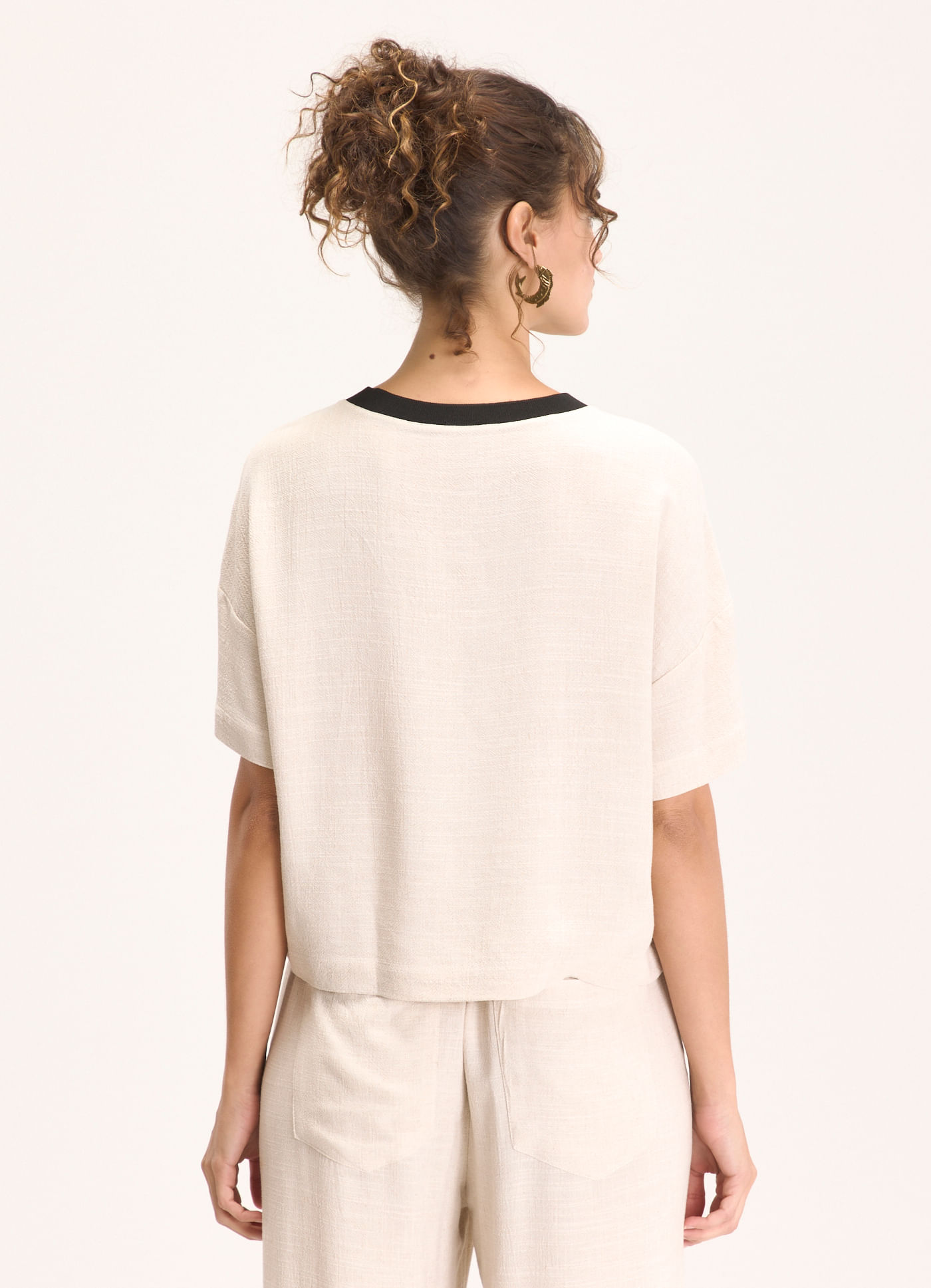 Blusa linho bordado obsessão