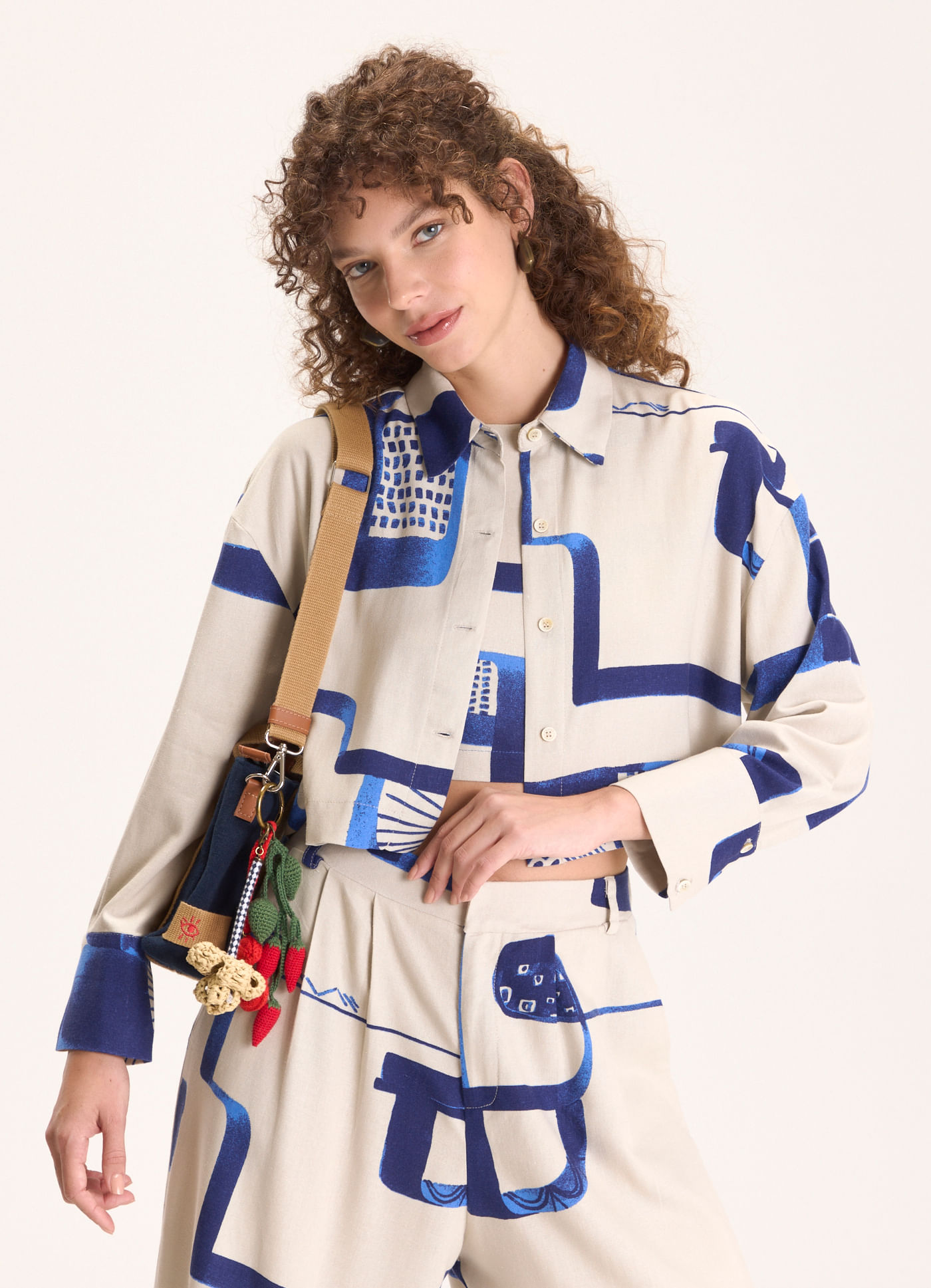 Camisa estampada quebra cabeça