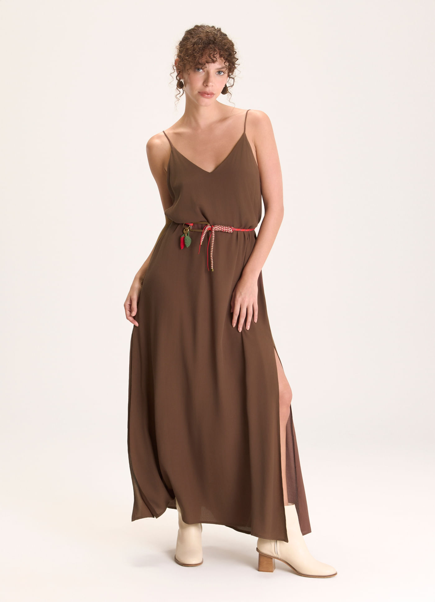 Vestido alcinha crepe leve marrom