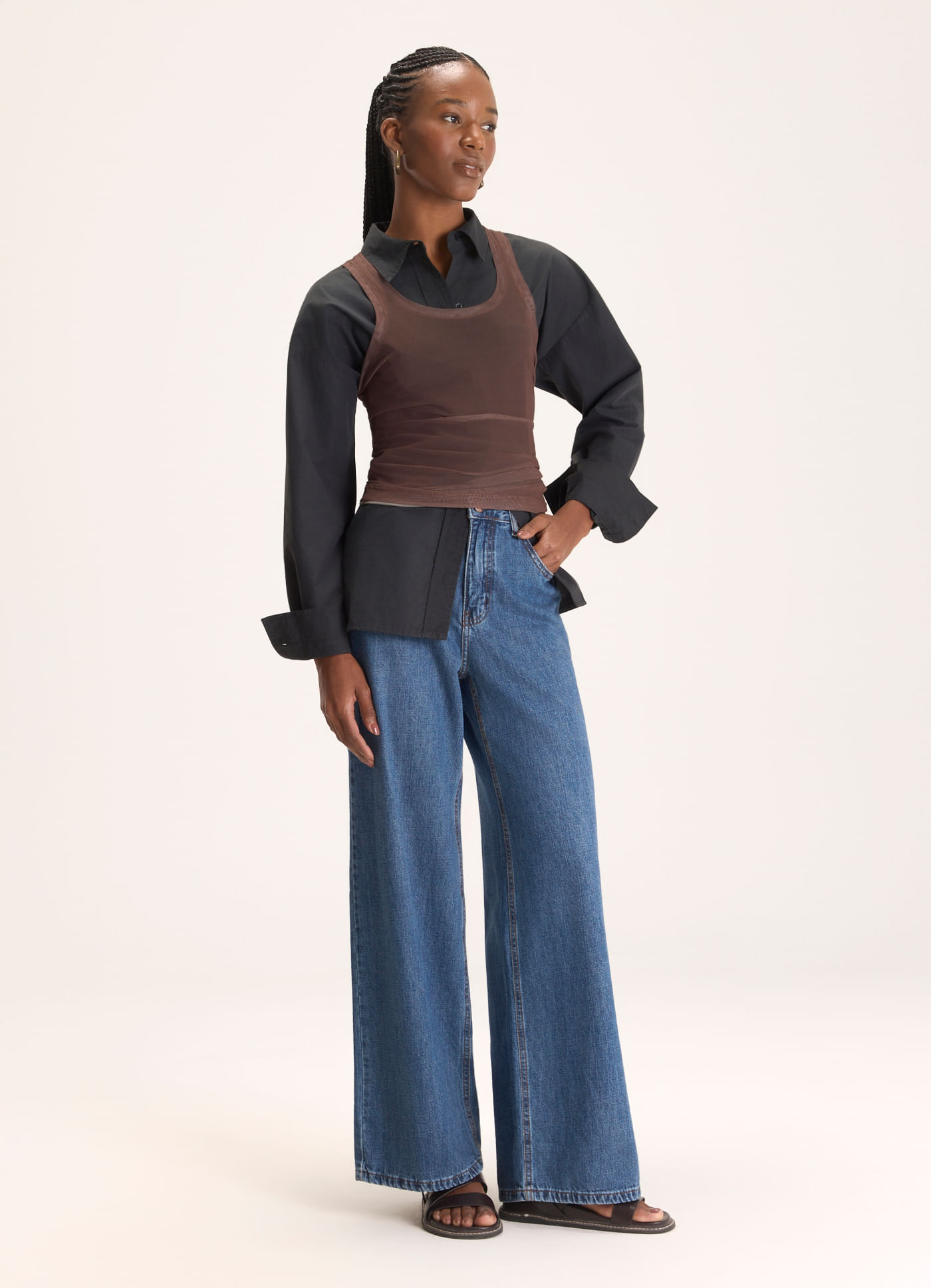Calça wide leg ilusões jeans